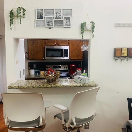 Sherbrooke Square Townhomes ヒューストン エクステリア 写真